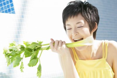 12_Giam-can-kieu-nhat-keo-dai-tuoi-tho-an-nhieu-rau-xanh