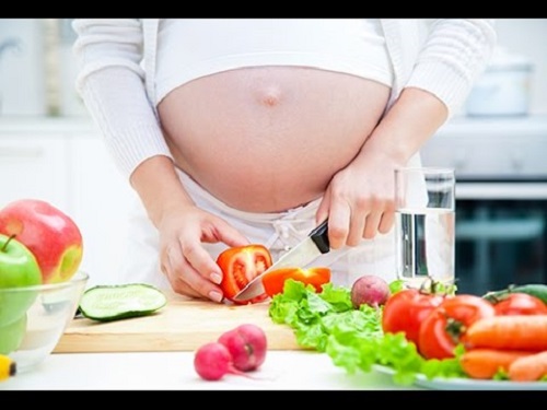 5-quy-tac-an-uong-cho-me-bau -1