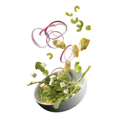 cach-dung-dau-oliu-de-giam-can-nhanh-salad-dia-trung-hai-giai-doc-co-the