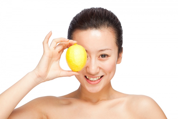 cach-lam-trang-da-bang-chanh-1