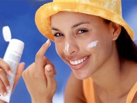 Kem chống nắng “tự nhiên” có tốt như chúng ta nghĩ