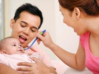 8 mẹo bỏ túi tập cho trẻ ăn dặm