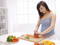 Giải pháp cung cấp đủ chất cho mẹ bầu thừa cân