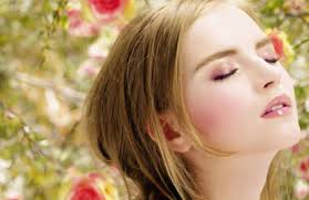 Bí kíp trị mụn thâm đơn giản bằng nguyên liệu tự nhiên không hề tốn kém