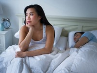 Kinh tế ảm đạm gây khó khăn trong quan hệ vợ chồng