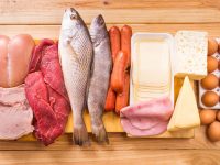 Mẹ sau sinh ăn gì để có nhiều sữa cho con bú