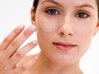 Mẹo trang điểm với kem chống nắng đúng cách